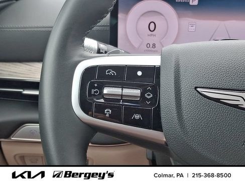 Used 2025 Genesis GV80 2.5T Prestige AWD/4WD image 25