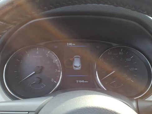 Used 2022 Nissan Rogue Sport SV w/ Technology Package image 12