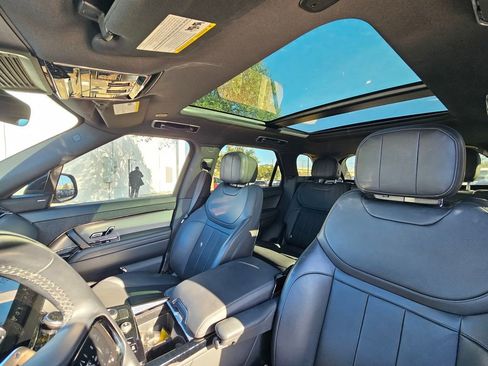 Used 2023 Land Rover Range Rover Sport SE Dynamic image 19