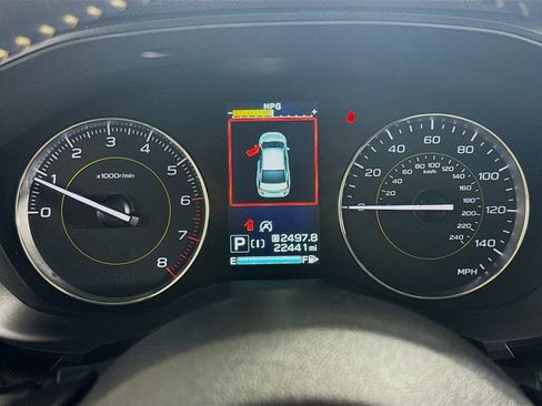 Used 2022 Subaru Crosstrek 2.5i Sport w/ Moonroof Package image 12