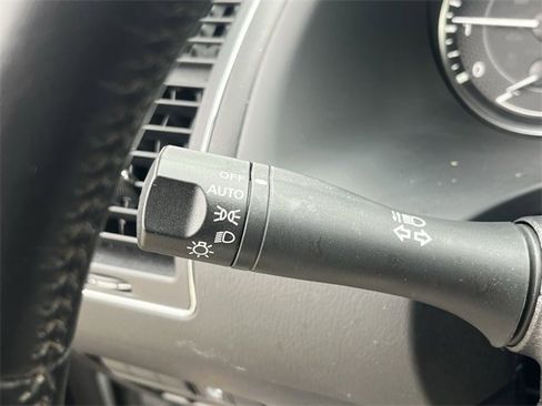 Used 2021 Nissan Armada SV image 24