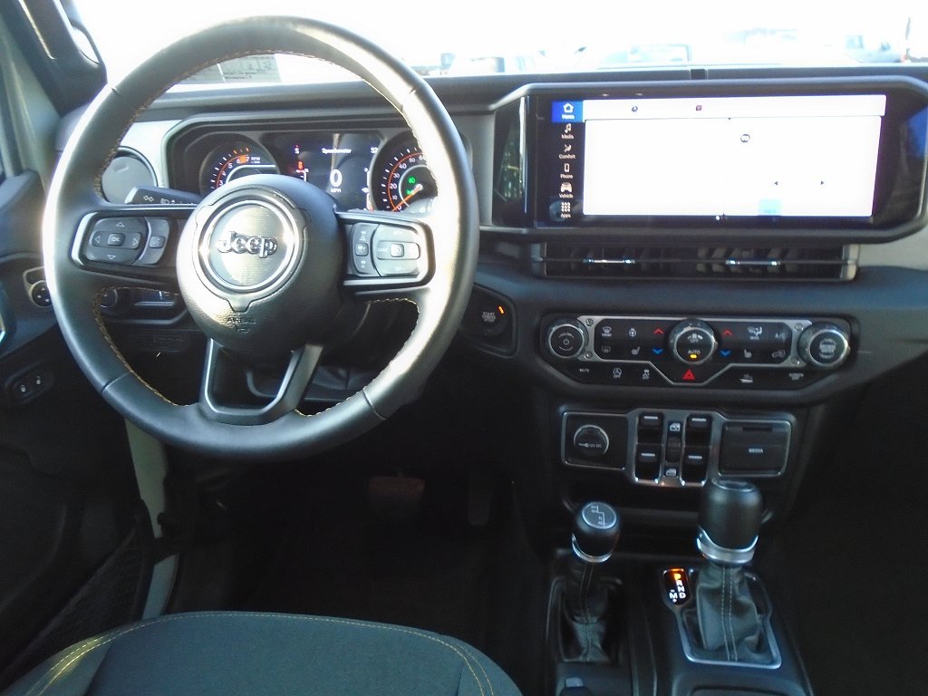 Used 2024 Jeep Wrangler Unlimited Sport AWD/4WD image 12