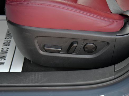 Used 2025 MAZDA CX-30 AWD 2.5 S w/ Preferred Package image 17