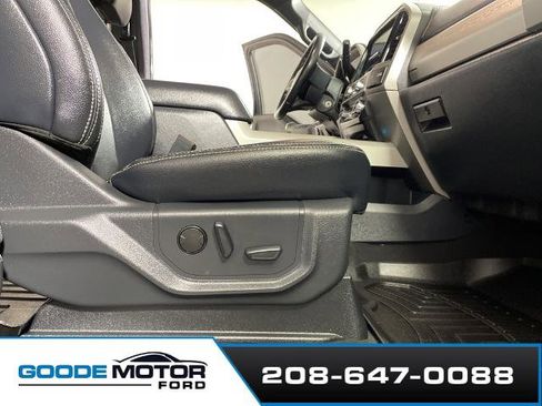 Certified 2022 Ford F350 Lariat w/ Black Appearance Package image 23