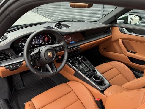 New 2026 Porsche 911 Carrera image 4