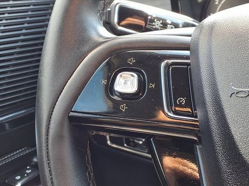 Certified 2022 Lincoln Corsair FWD w/ Equipment Group 101A image 13