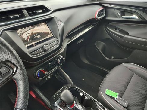 Used 2023 Chevrolet TrailBlazer RS image 25