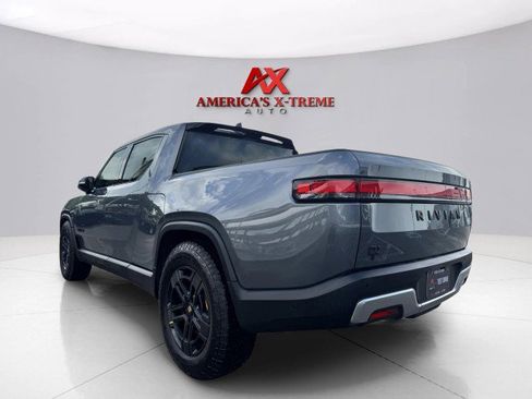 Used 2022 Rivian R1T Adventure image 3