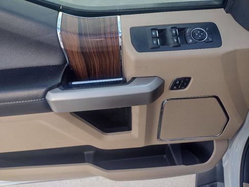 Used 2015 Ford F150 Lariat w/ Equipment Group 502A Luxury image 21