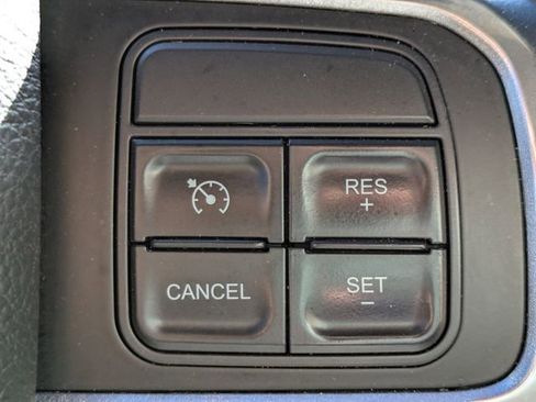 Used 2022 RAM 2500 Laramie w/ Night Edition image 26