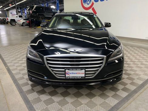 Used 2016 Hyundai Genesis 3.8 image 3