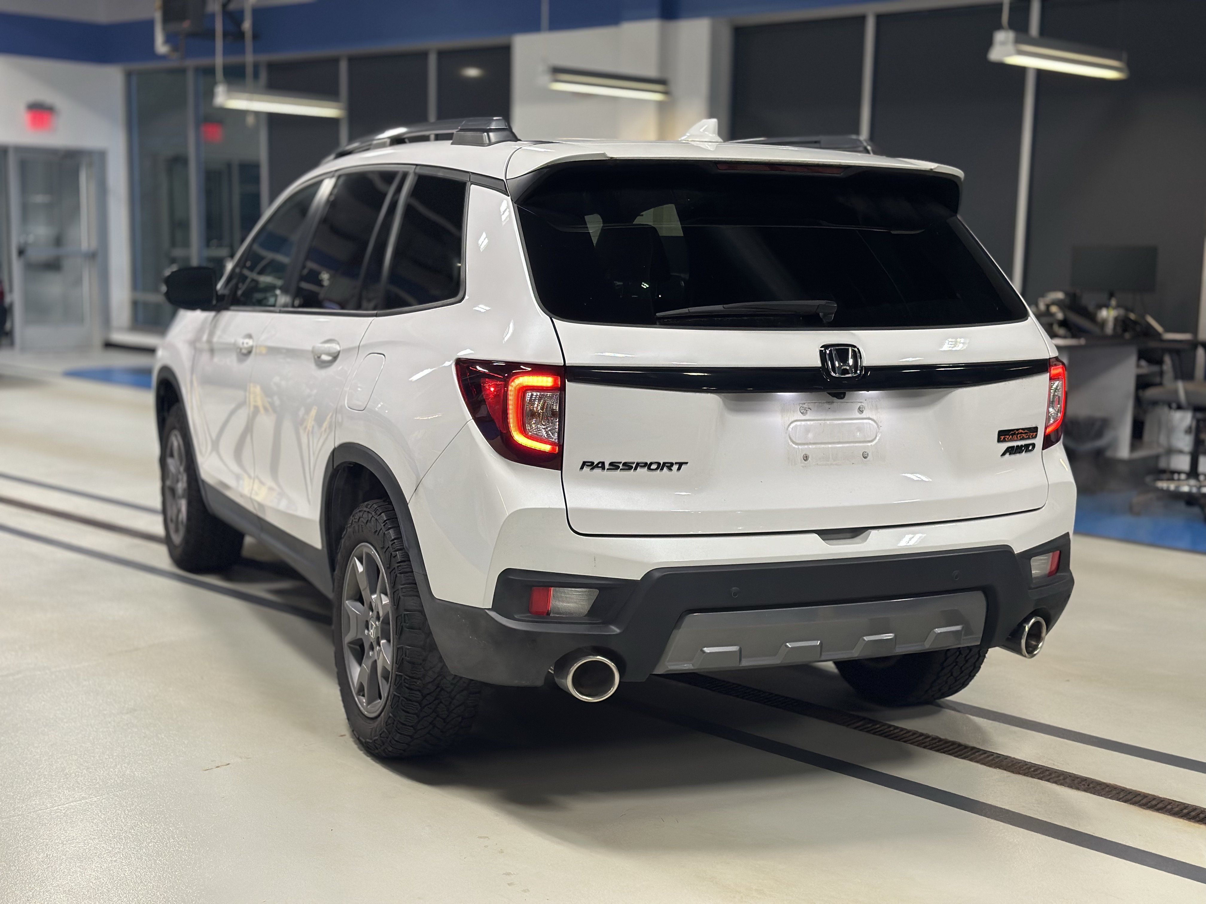 Used 2024 Honda Passport TrailSport image 8