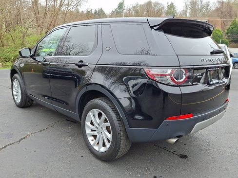 Used 2017 Land Rover Discovery Sport HSE image 4