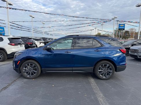 Used 2022 Chevrolet Equinox RS w/ Infotainment Package image 8