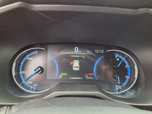 Used 2025 Toyota RAV4 LE image 14