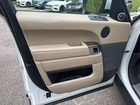 Used 2016 Land Rover Range Rover Sport HSE image 14