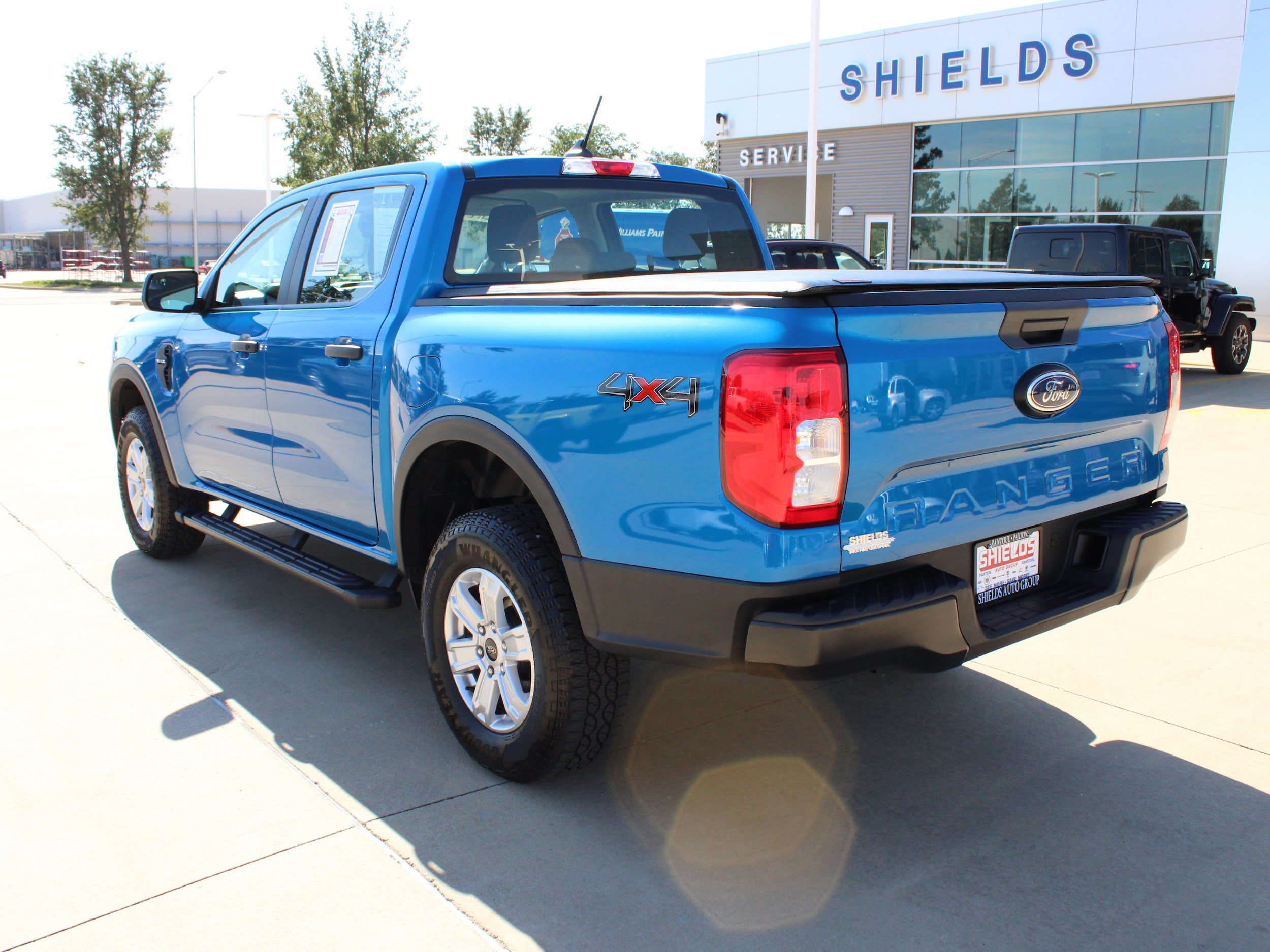 Used 2025 Ford Ranger XL AWD/4WD image 4