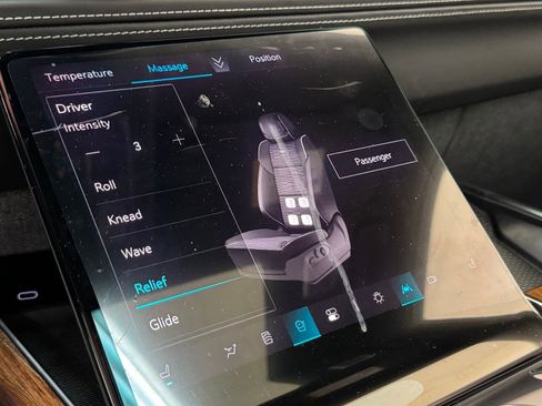 New 2025 Cadillac Escalade Sport Platinum w/ LPO, ONYX Package image 43