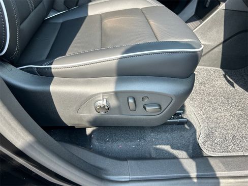 New 2026 Buick Enclave Avenir image 39