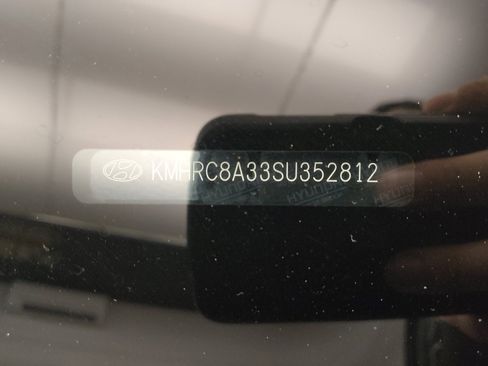 Used 2025 Hyundai Venue SEL image 33