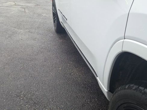 Used 2022 Jeep Grand Wagoneer Series II w/ Quick Order Packagew 28T image 15