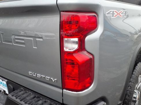 New 2026 Chevrolet Silverado 2500 Custom w/ Custom Value Package image 11