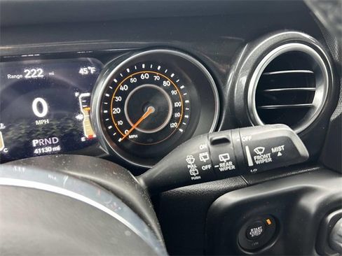 Used 2021 Jeep Wrangler Unlimited Sahara image 26