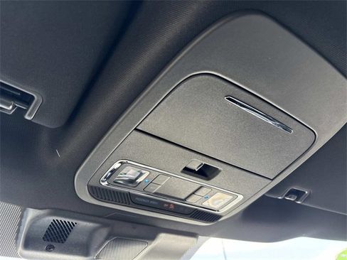 New 2025 Ford F150 Platinum image 30