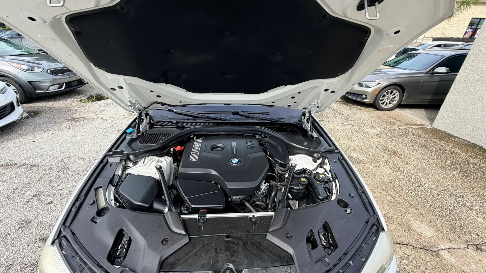 Used 2017 BMW 530i RWD image 19