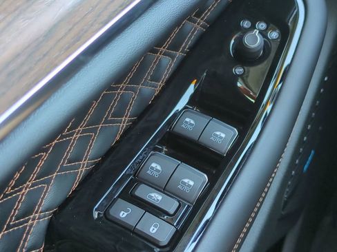 Used 2022 Jeep Grand Cherokee Summit w/ Adv Protech Group IV image 25