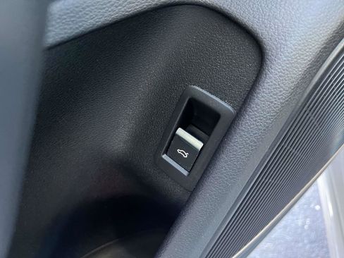 Used 2023 Audi A4 2.0T Premium Plus image 16