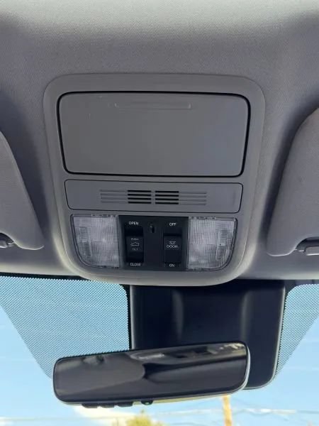 Used 2018 Honda Odyssey EX-L image 41