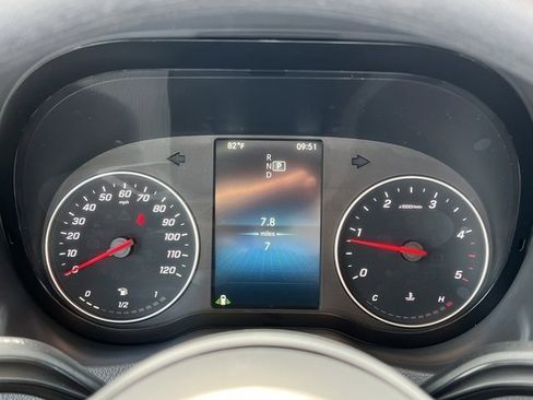 Used 2024 Mercedes-Benz Sprinter 2500 image 21