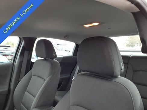Used 2024 Chevrolet Malibu LT image 17