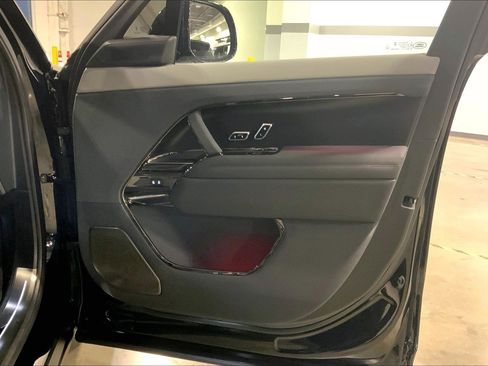 Used 2025 Land Rover Range Rover Sport SV Edition Two image 22
