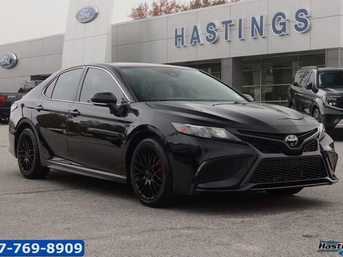Used 2024 Toyota Camry SE w/ Convenience Package image 1