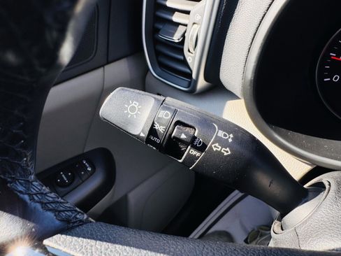 Used 2021 Kia Sportage S image 15