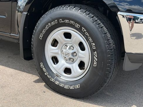 Used 2007 Nissan Frontier SE w/ Power Pkg AWD/4WD image 23