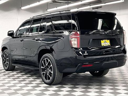 Used 2021 Chevrolet Tahoe RST w/ Luxury Package image 2