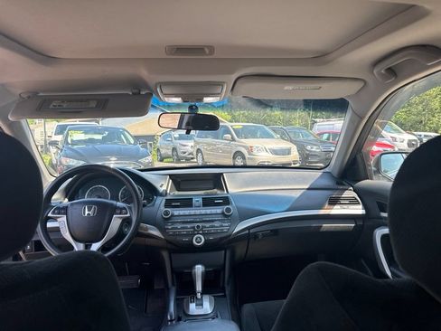 Used 2011 Honda Accord EX image 34