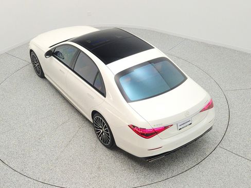 Used 2023 Mercedes-Benz S 580 4MATIC Sedan image 29