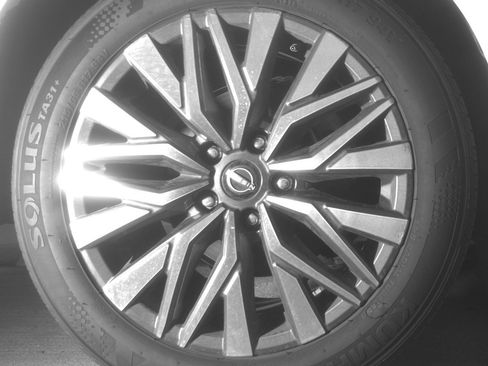 Used 2025 Nissan Altima 2.5 SV image 15