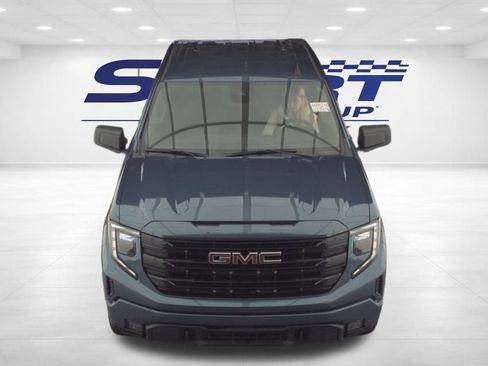 Used 2024 GMC Sierra 1500 Elevation image 2