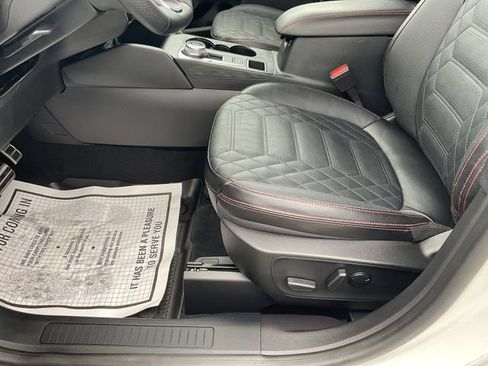 Certified 2023 Ford Escape ST-Line Elite w/ Premium Technology Package AWD/4WD image 12