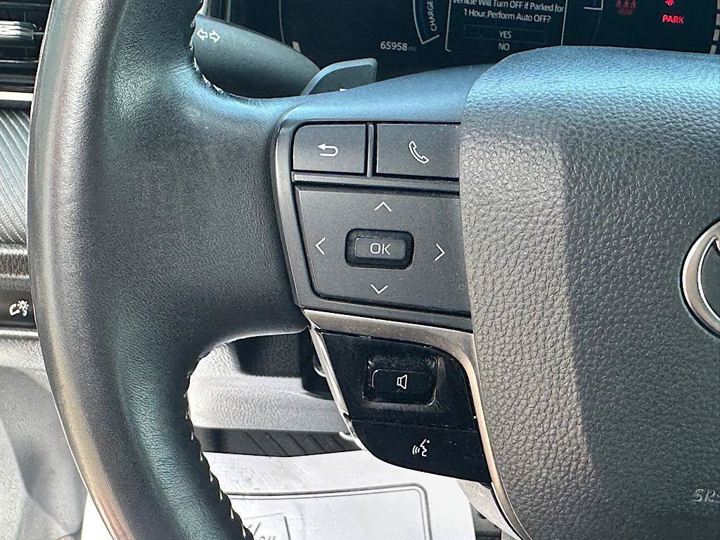 Used 2025 Toyota Camry SE FWD image 25