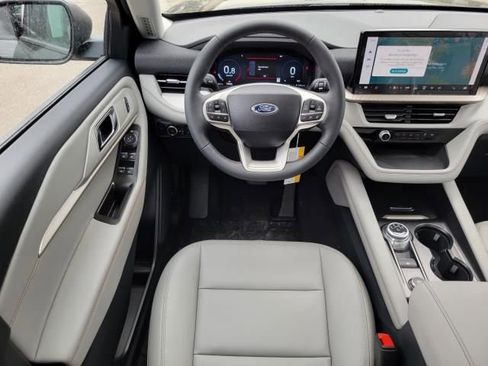 New 2025 Ford Explorer Active w/ Active Comfort Package image 40
