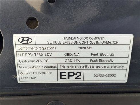 Used 2020 Hyundai Ioniq Limited image 24