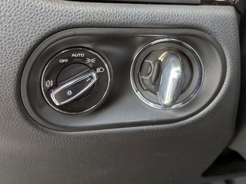 Used 2021 Porsche Macan S image 18