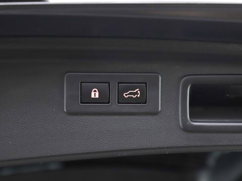 Used 2023 Subaru Forester Sport image 17