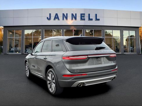 Used 2022 Lincoln Corsair Reserve w/ Equipment Group 201A image 8